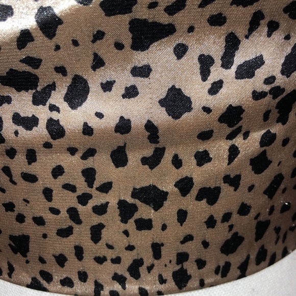 Chocolate Y2K Animal Print Spaghetti Crisscross Strap Cropped Satin Camisole Top - Picture 4 of 7